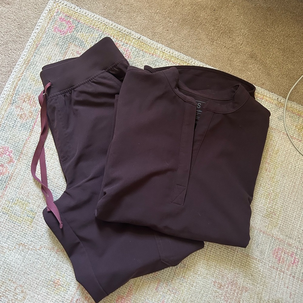 FIGS Espresso Scrub Set